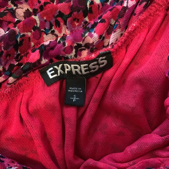 EXPRESS | One Shoulder Pink Floral Top - Picture 4 of 7